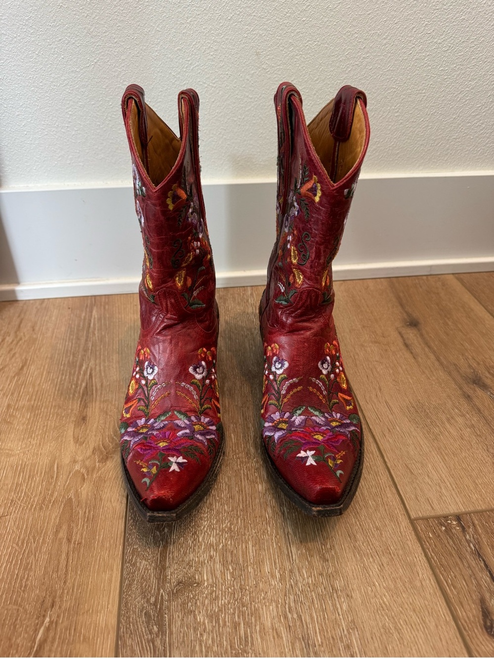 Old Gringo Sora Women's Red Ankle Boots with Floral Embroidery 7 B - Picture 2 of 16